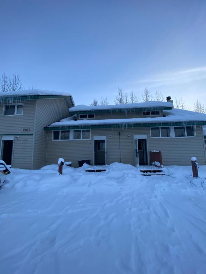 Quiet, Cozy, Centrally-Located Home Fairbanks Extérieur photo