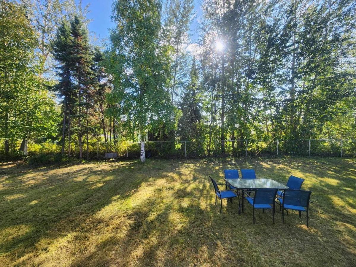 Quiet, Cozy, Centrally-Located Home Fairbanks Extérieur photo